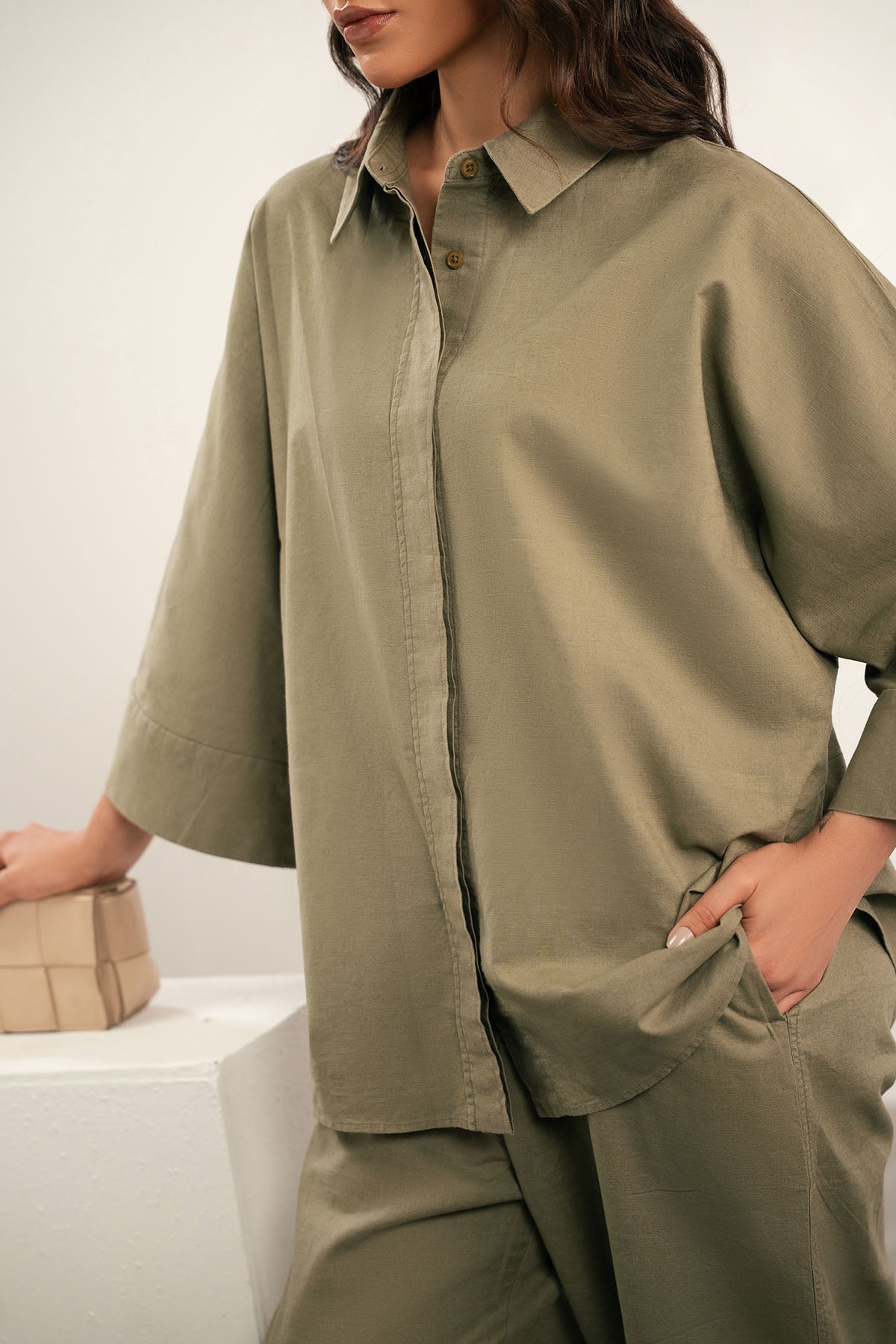 EASY LINEN SHIRT
