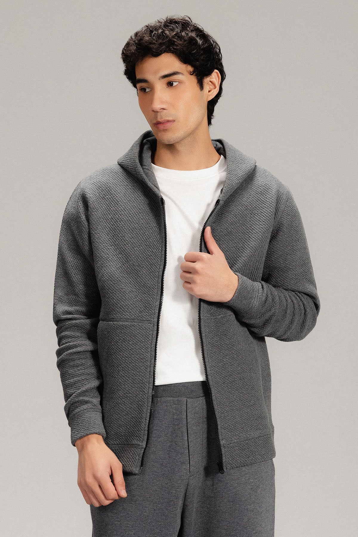 TEXTURED ZIP UP HOODIE