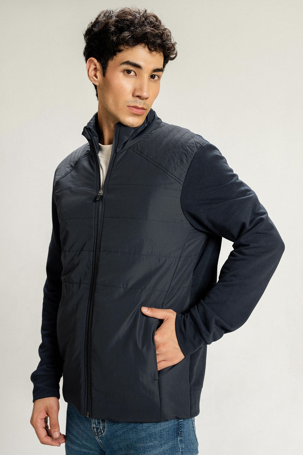 KNIT SLEEVES PUFFER JACKET