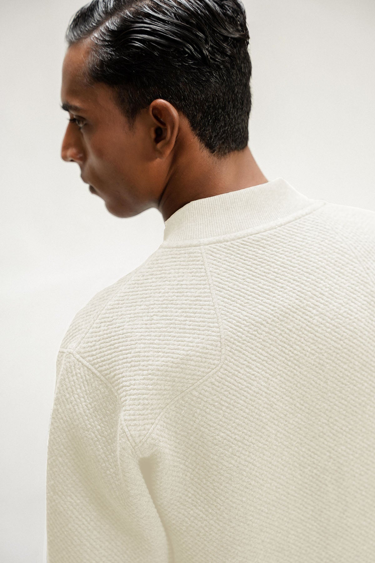 TEXTURED LUXE POCKET ZIP UP JACKET