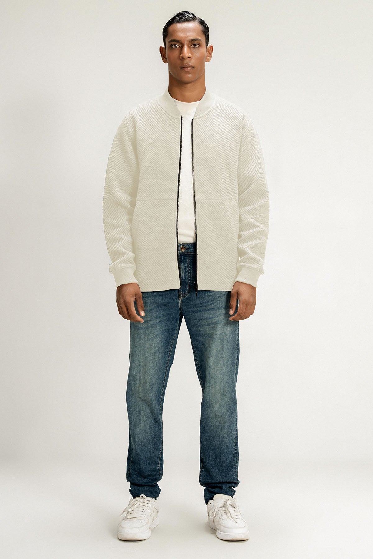 TEXTURED LUXE POCKET ZIP UP JACKET