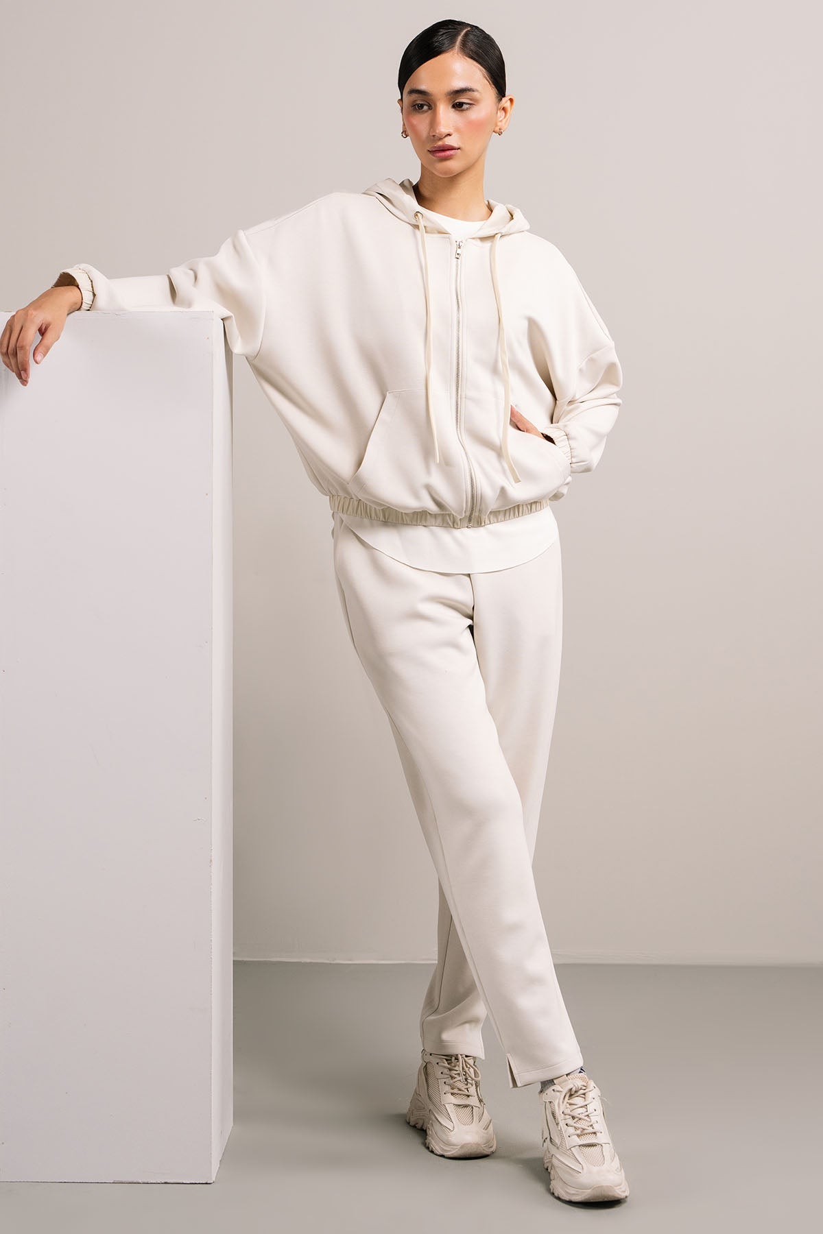 ZIPPER HOODIE CLOUDLUX