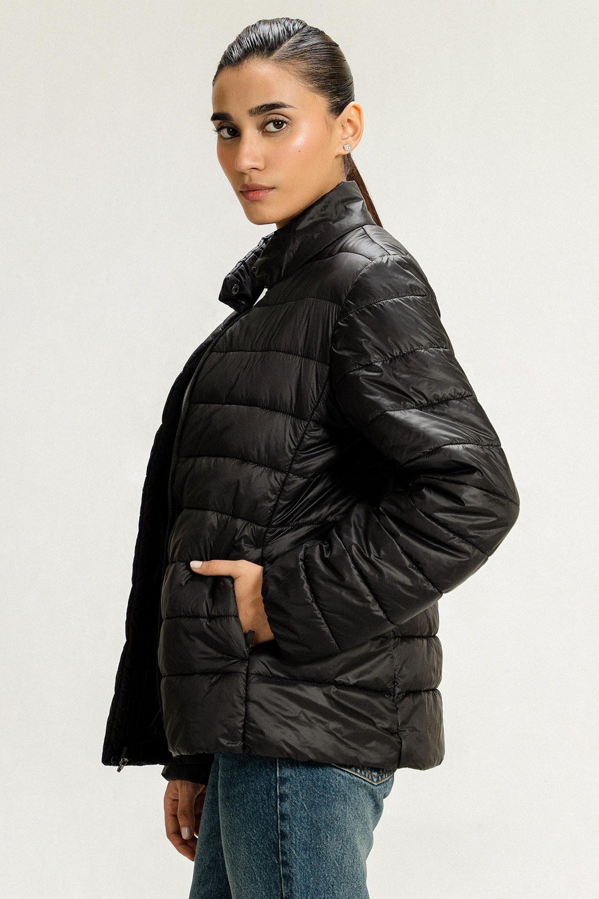 FULL SLEEVES PUFFER JACKET