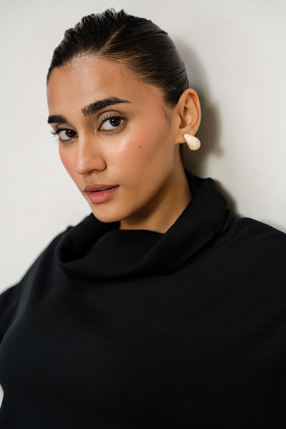 COWL NECK SWEATSHIRT