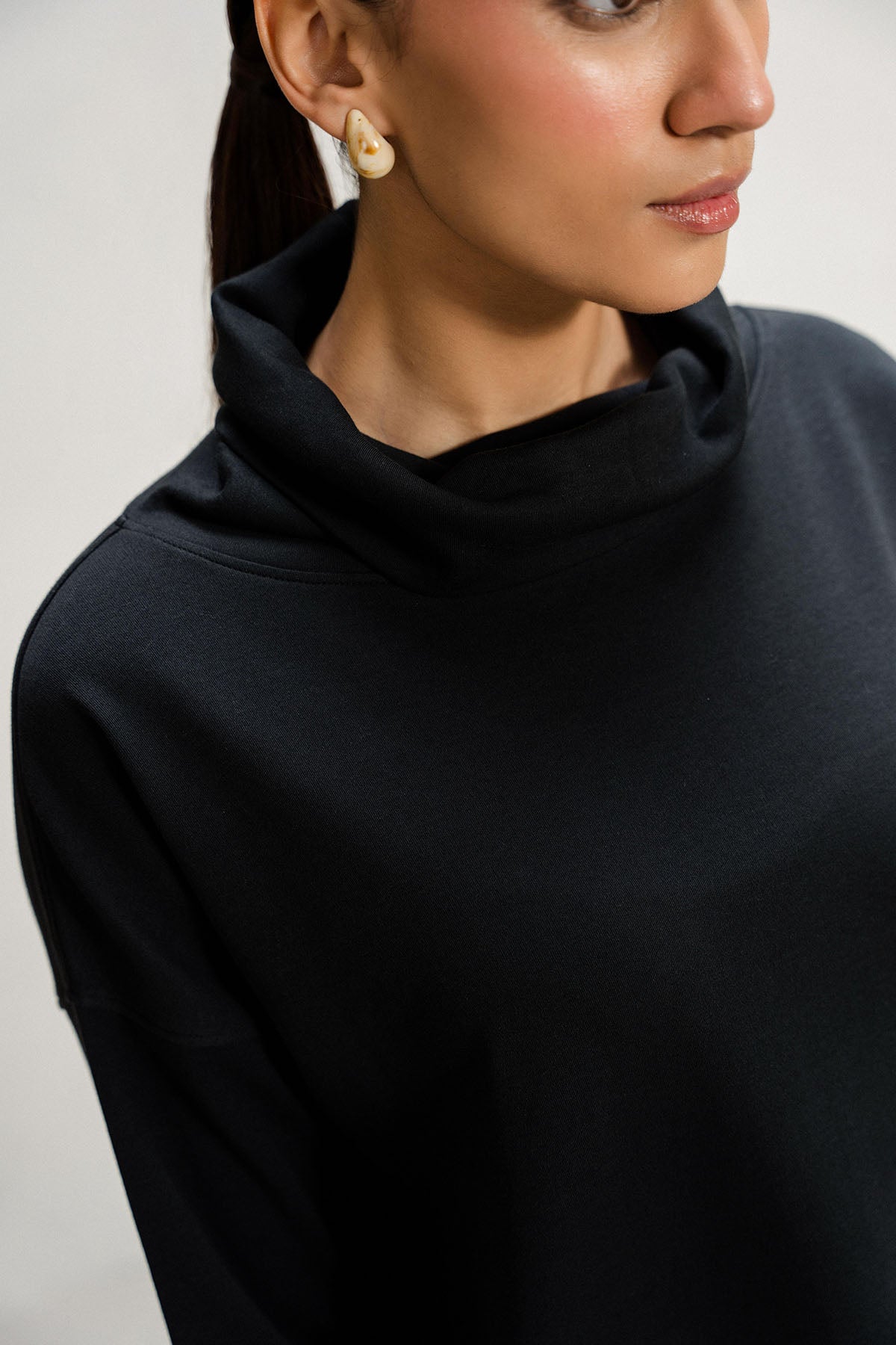 COWL NECK SWEATSHIRT