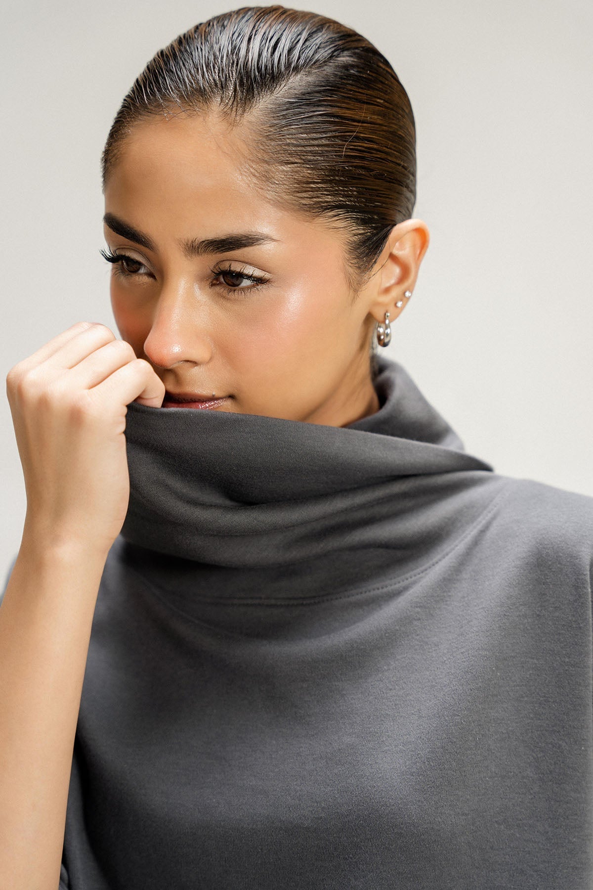 COWL NECK SWEATSHIRT