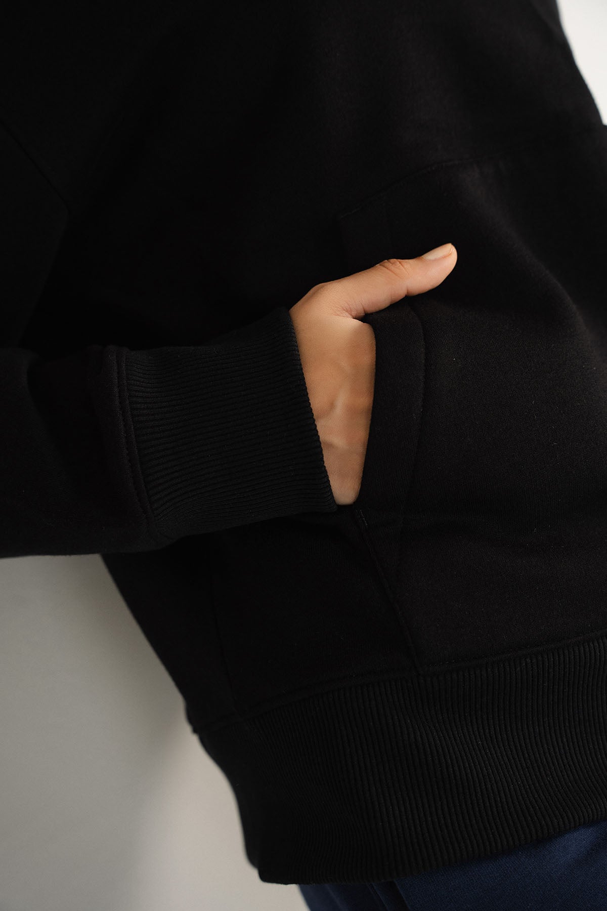 PULL OVER HOODIE - FLEECE