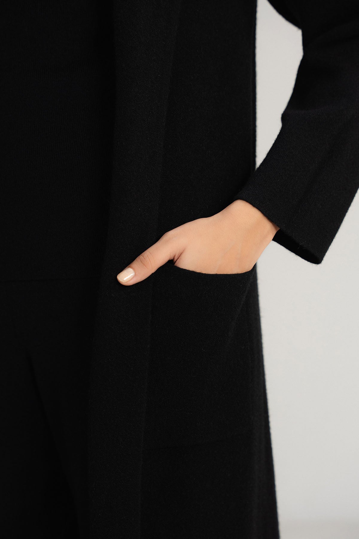 BLACK CARDIGAN - KNIT WEAR