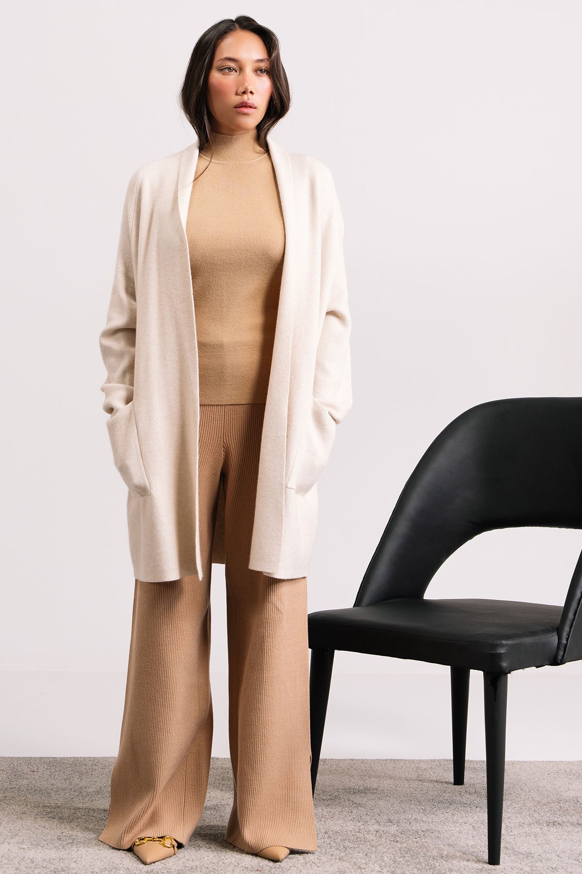 IVORY CARDIGAN - KNIT WEAR