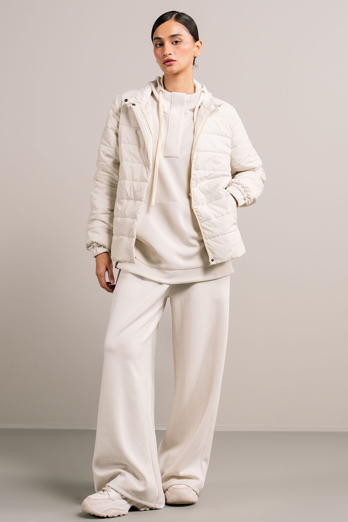 FULL SLEEVES PUFFER JACKET
