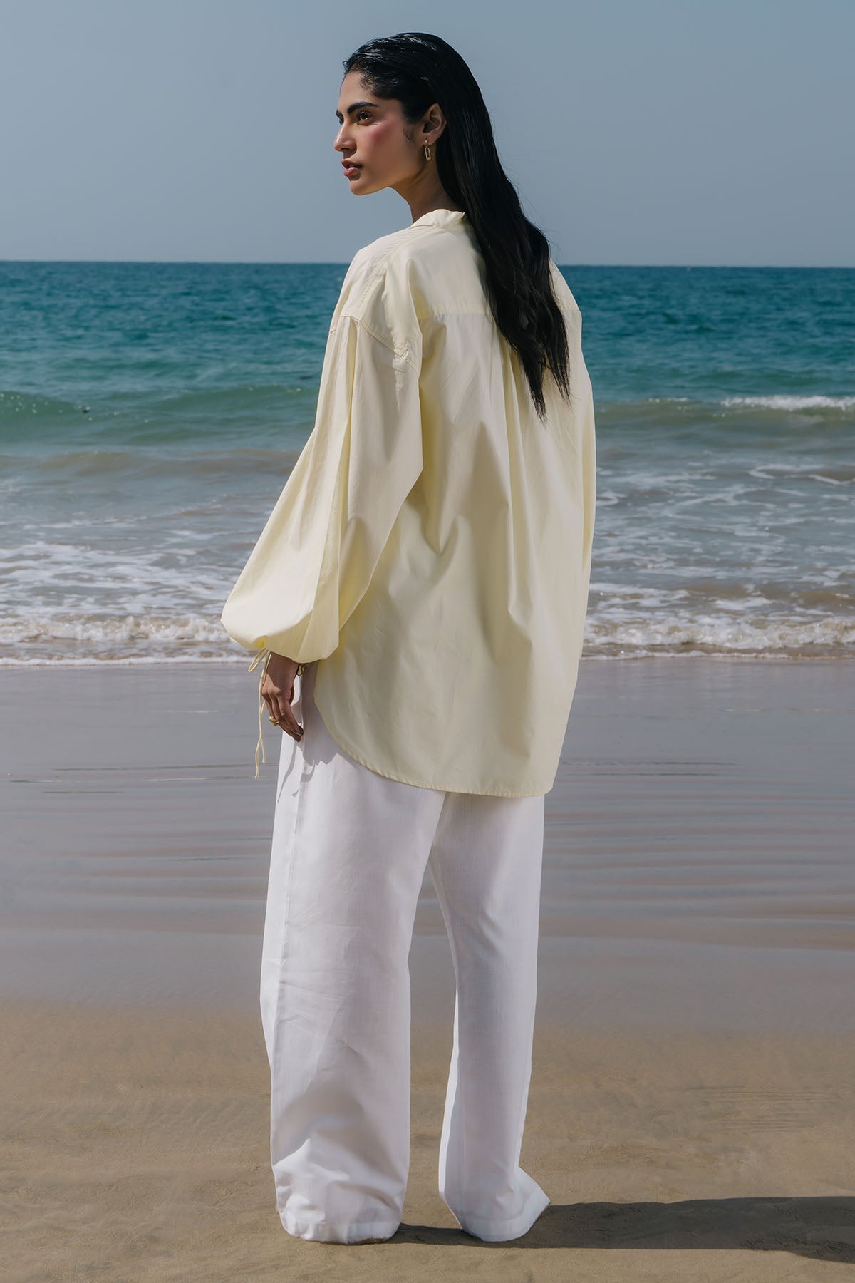 V-NECK POPLIN SHIRT