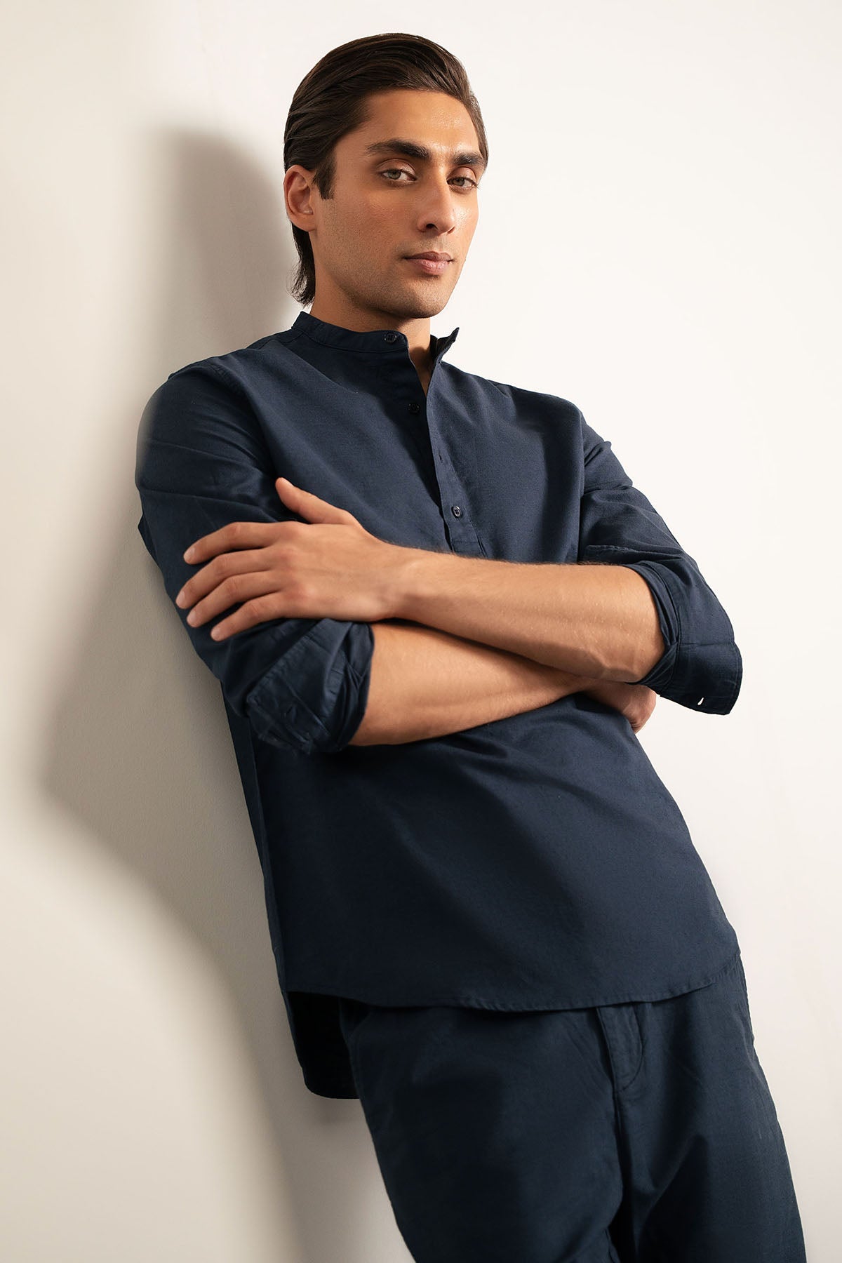 BAND COLLAR LINEN SHIRT