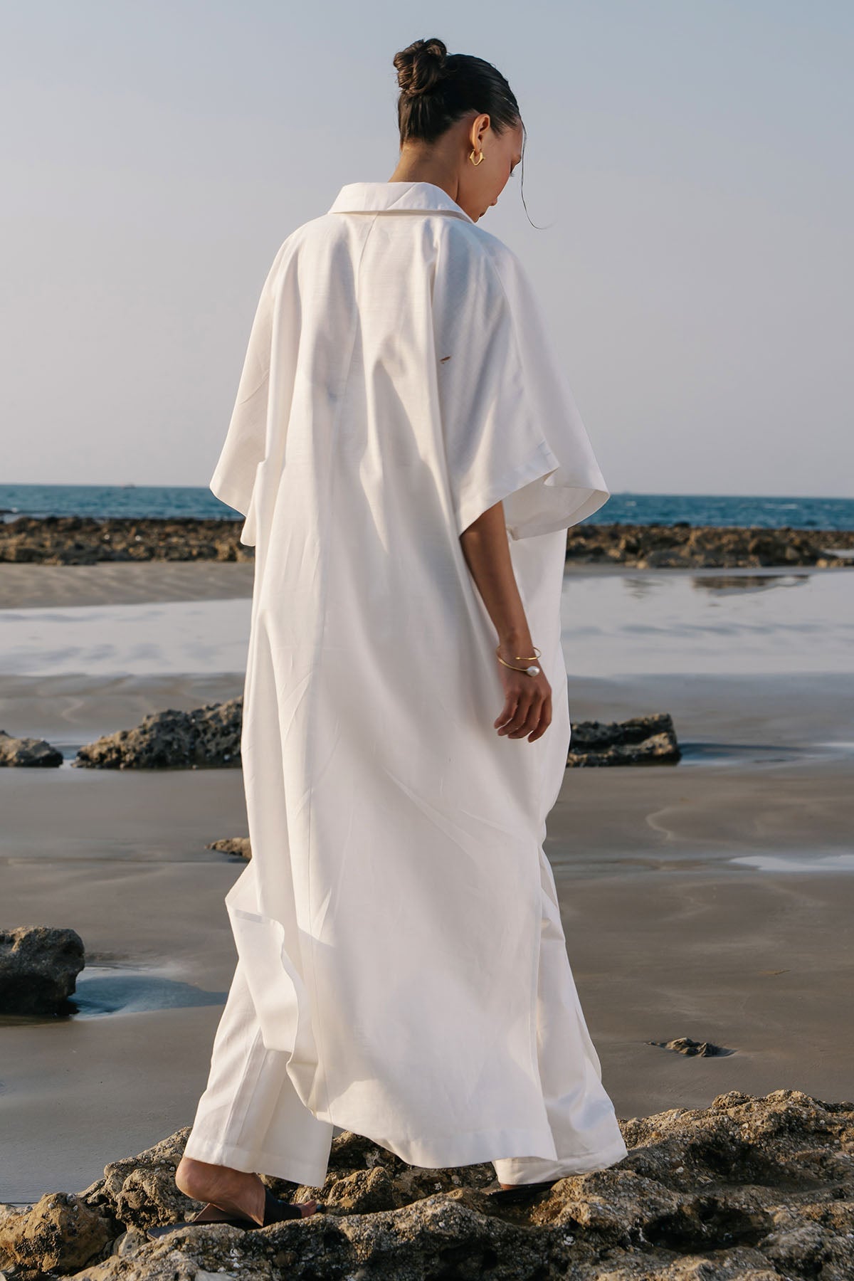 LINEN RELAXED SHIRT