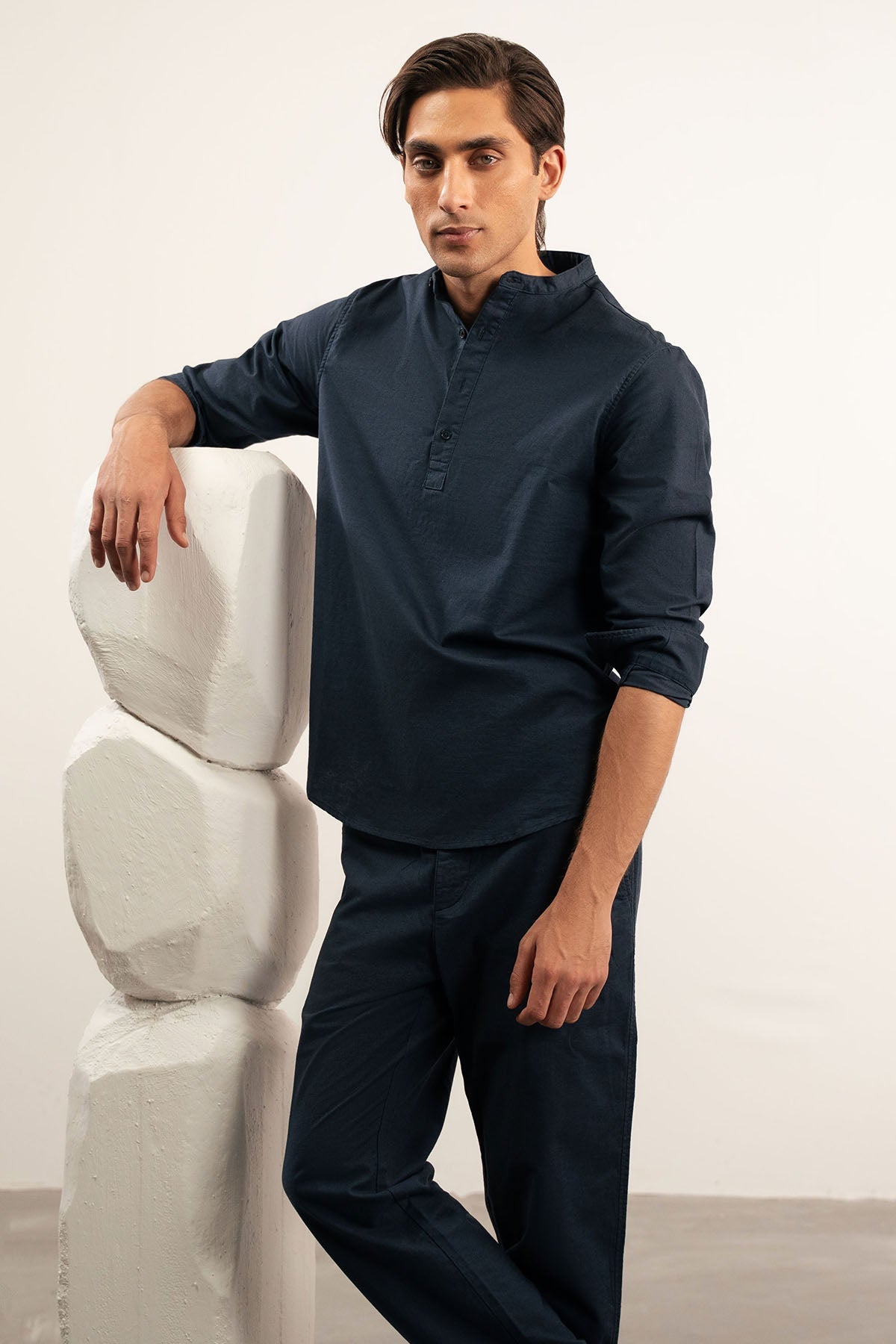 BAND COLLAR LINEN SHIRT