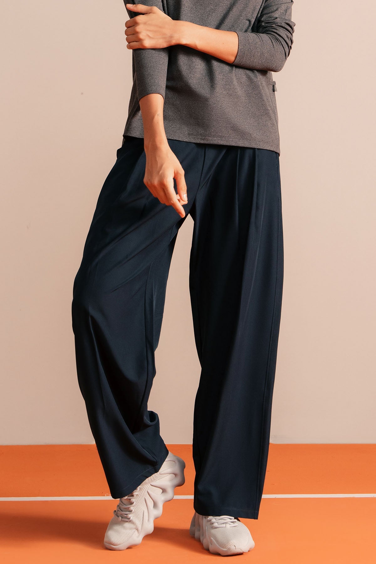 ACTIVE WIDE-LEG PANT