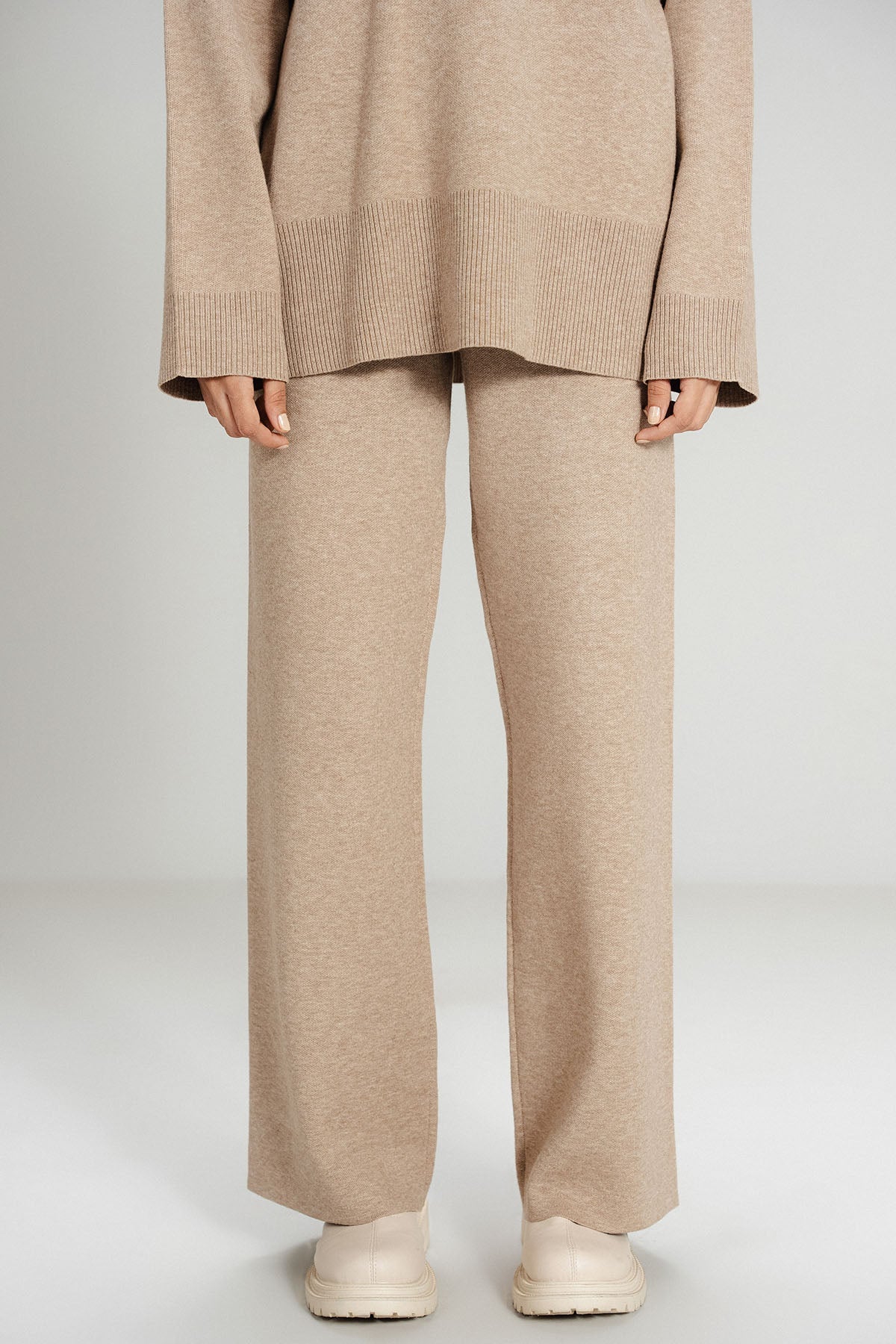 CAMEL CO-ORD SET - KNIT WEAR