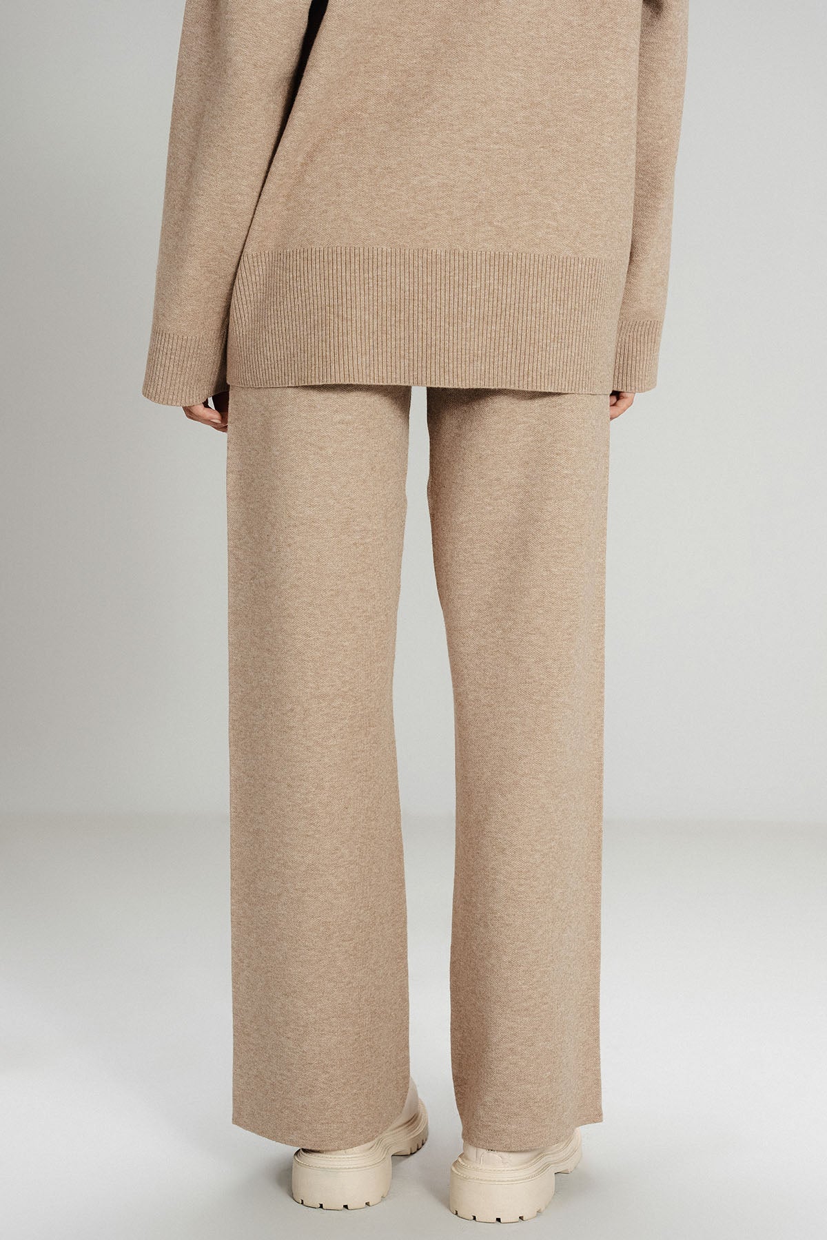 CAMEL CO-ORD SET - KNIT WEAR