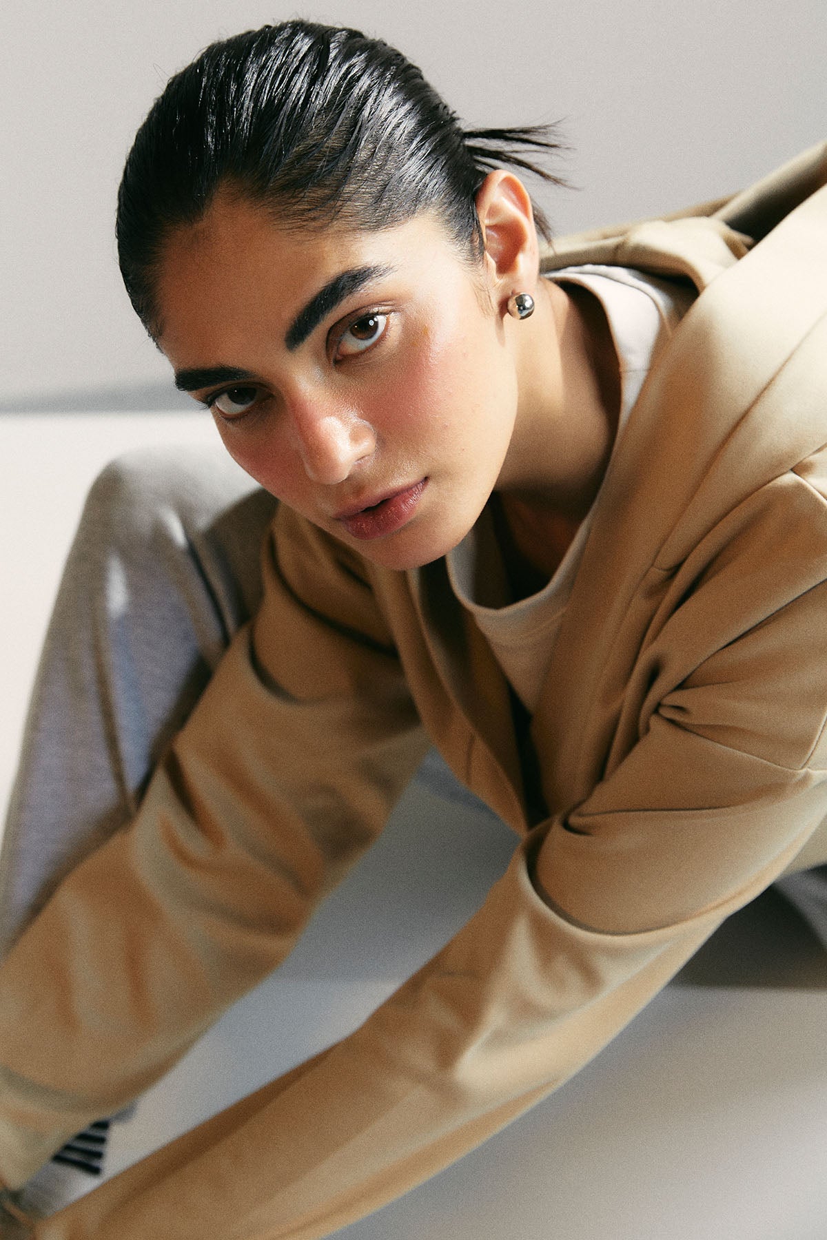 OPEN PLACKET PULLOVER HOODIE