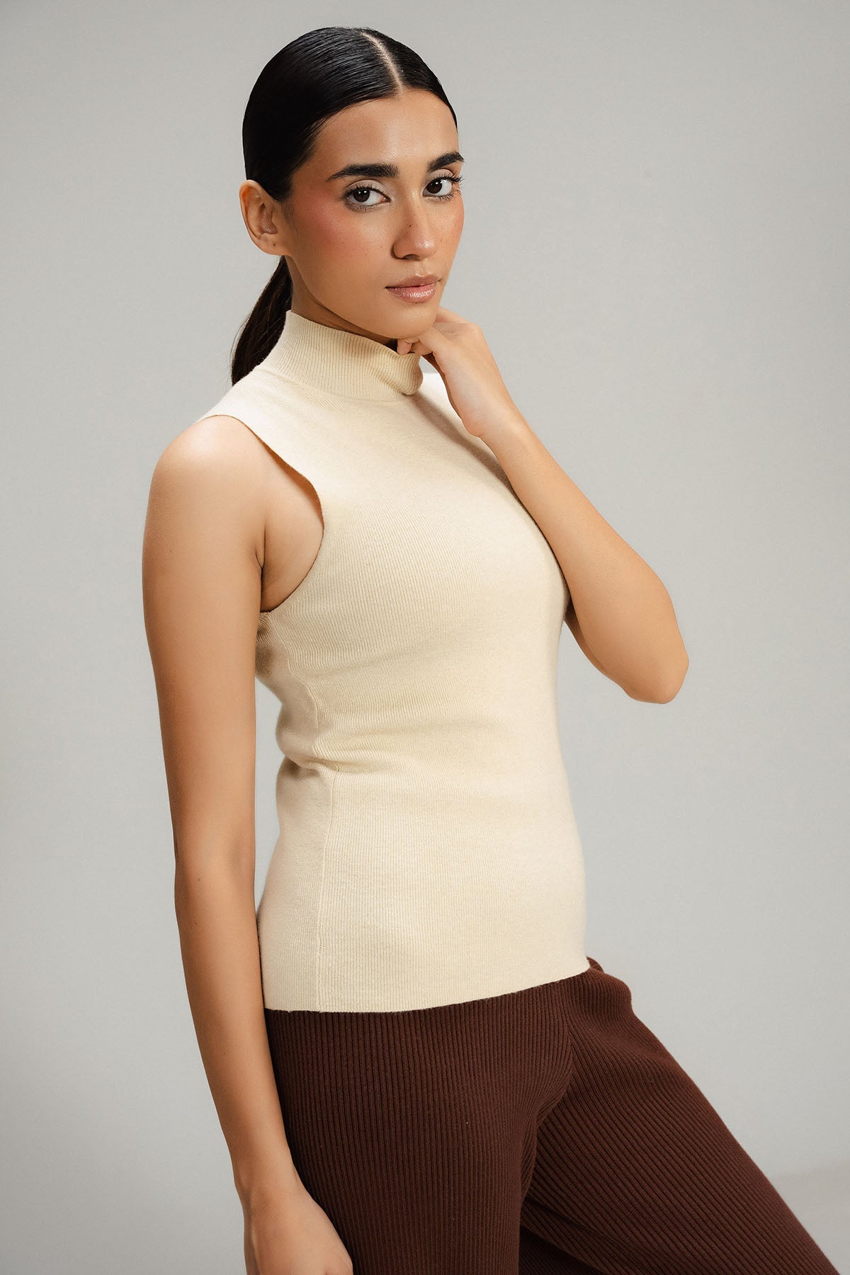 OATMEAL MOCK NECK SWEATER - KNIT WEAR