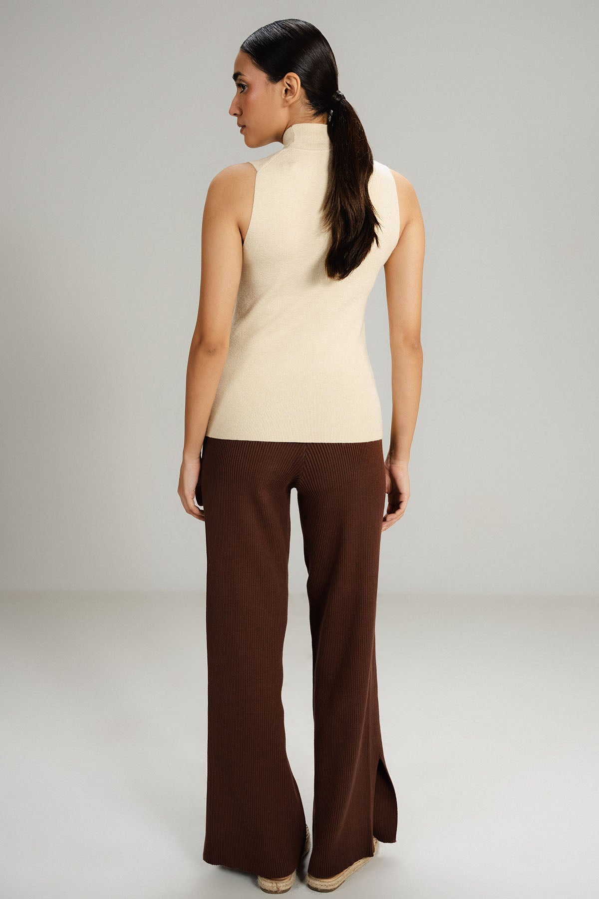 OATMEAL MOCK NECK SWEATER - KNIT WEAR