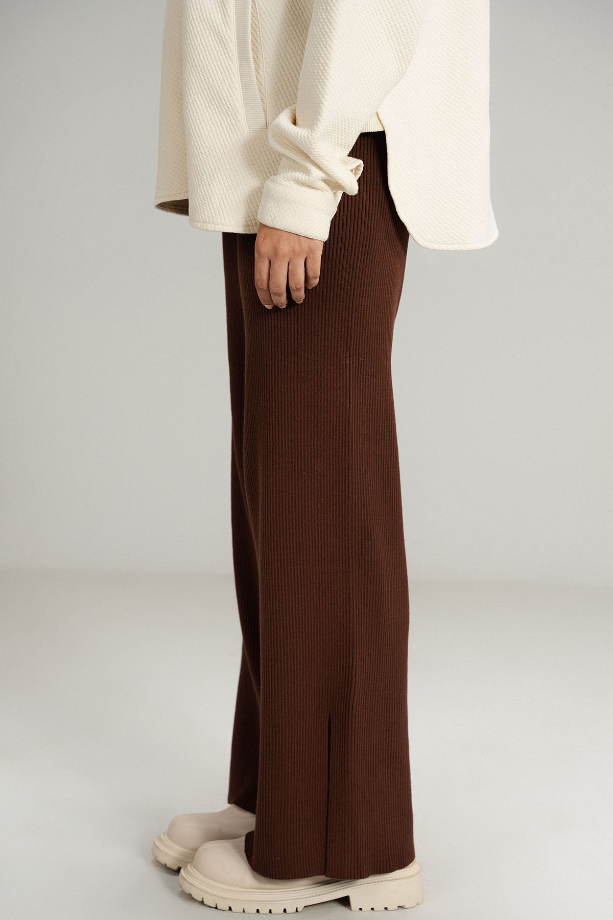 BROWN WIDE LEG PANTS - KNIT WEAR