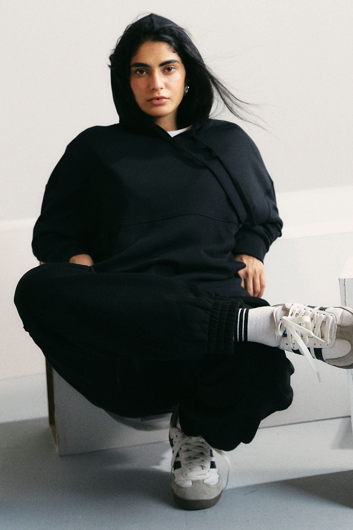 PULL OVER HOODIE - FLEECE