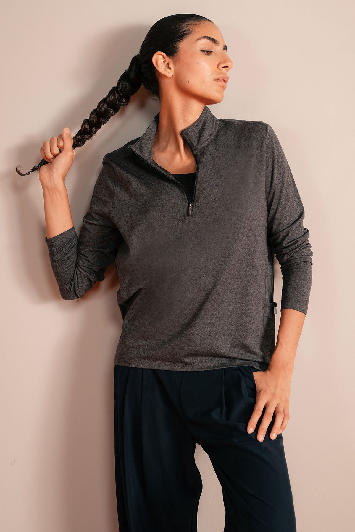 WOMEN TRAINING QUARTER ZIPPER