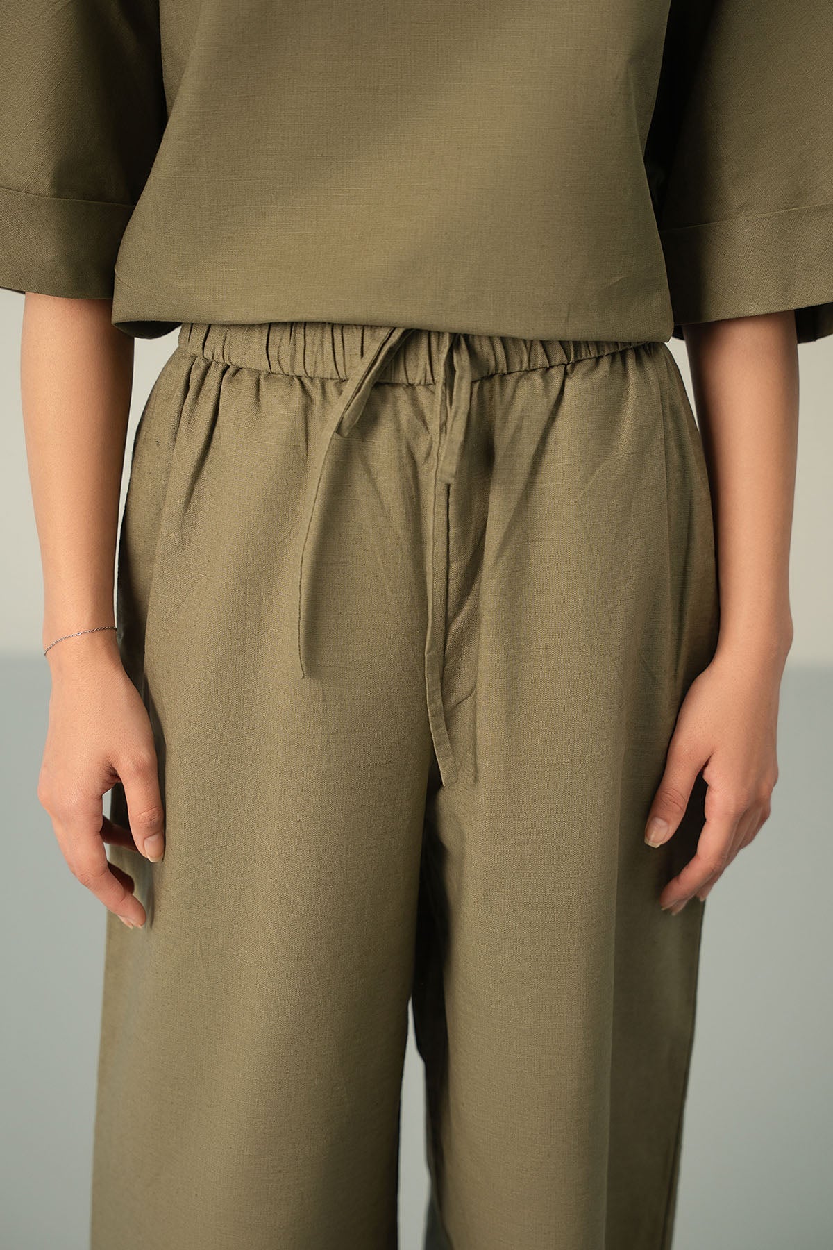 DRAW STRING LINEN TROUSERS