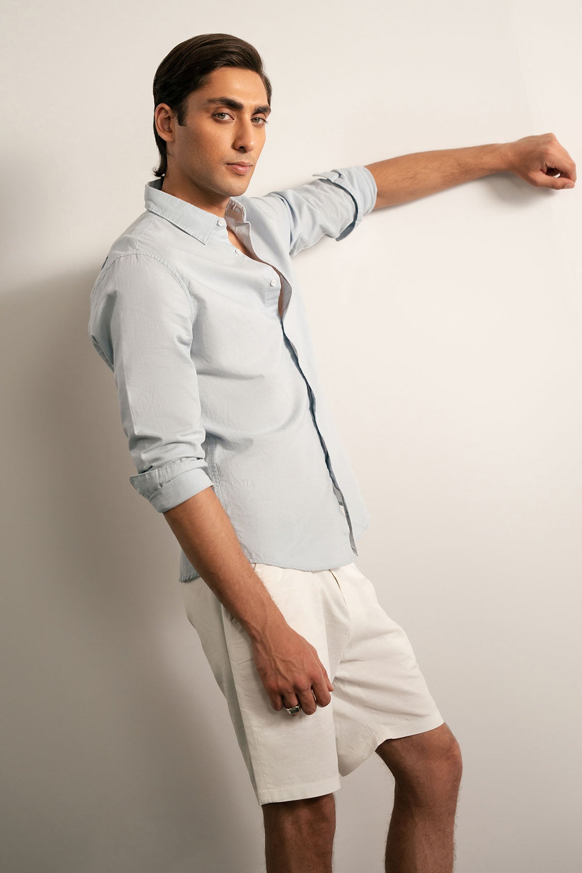 CLASSIC LINEN SHIRT