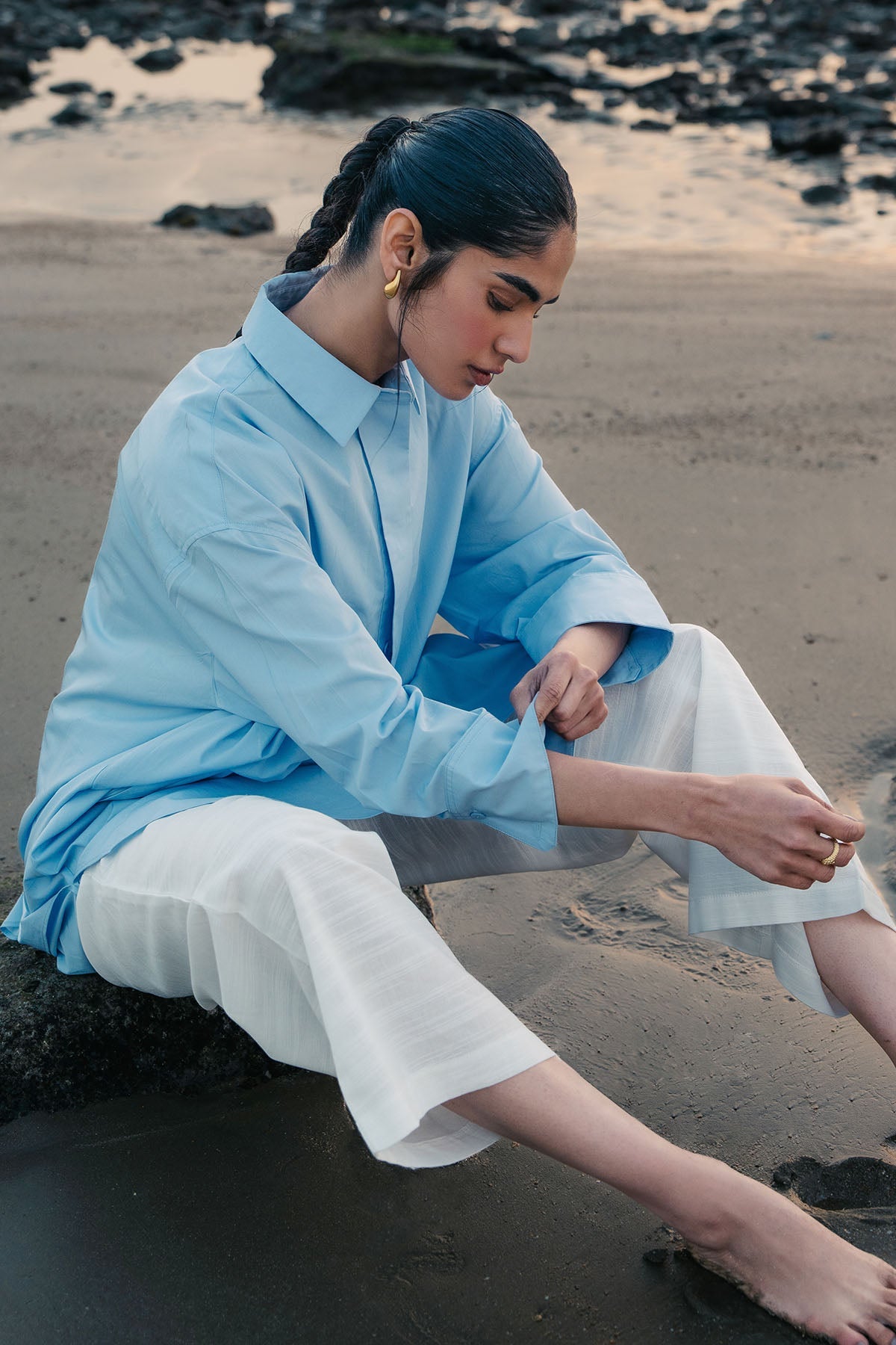 ROUND HEM POPLIN SHIRT
