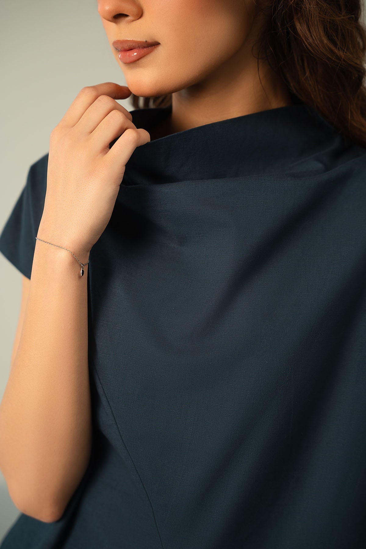 COWL NECK LINEN TOP