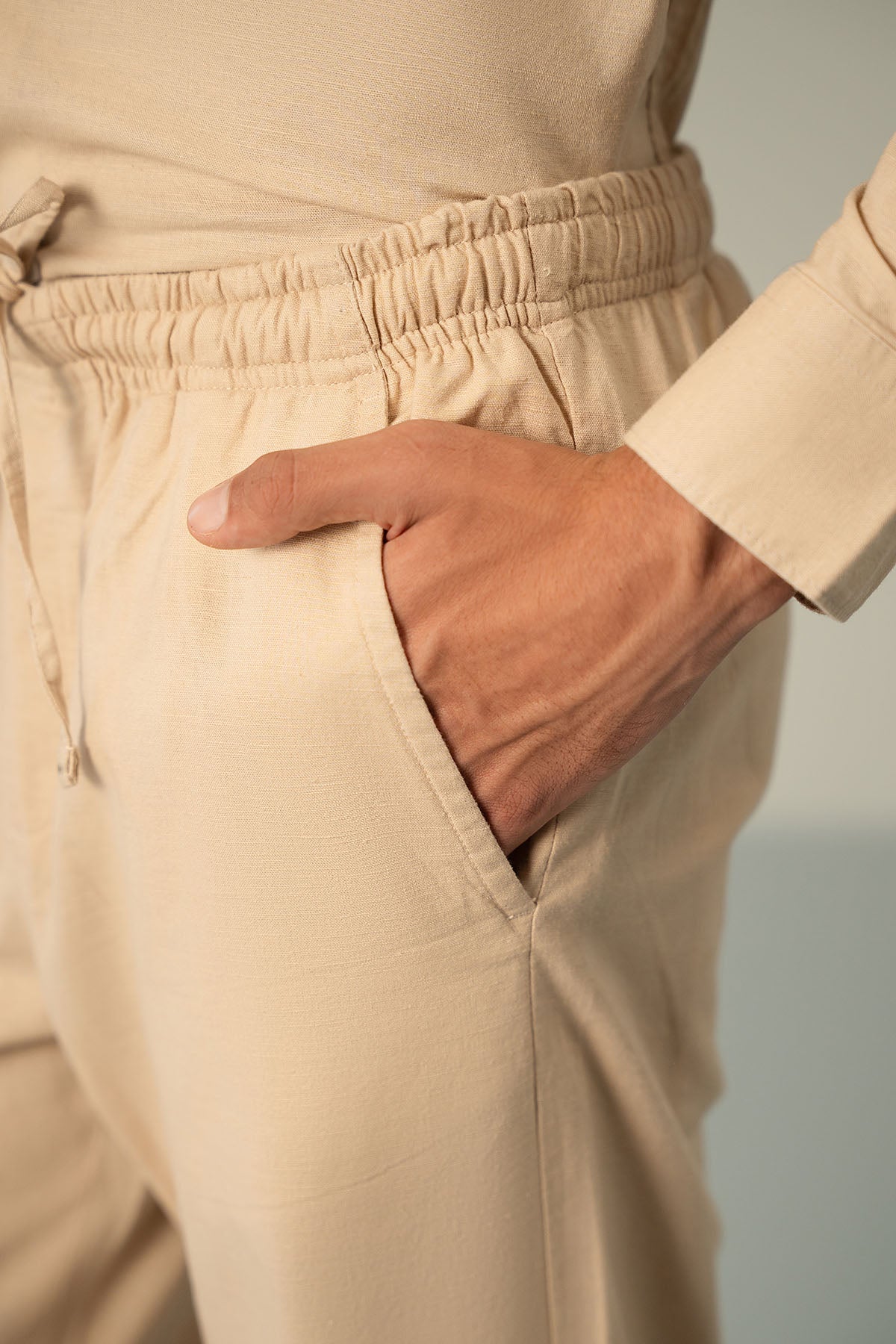 RELAXED LINEN PANTS