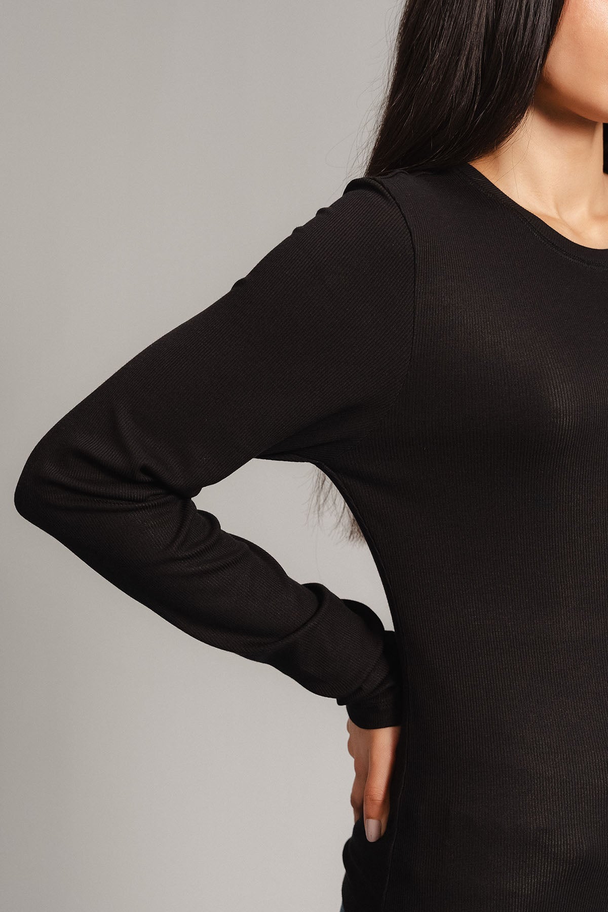 LONG SLEEVE RIBBED T-SHIRT