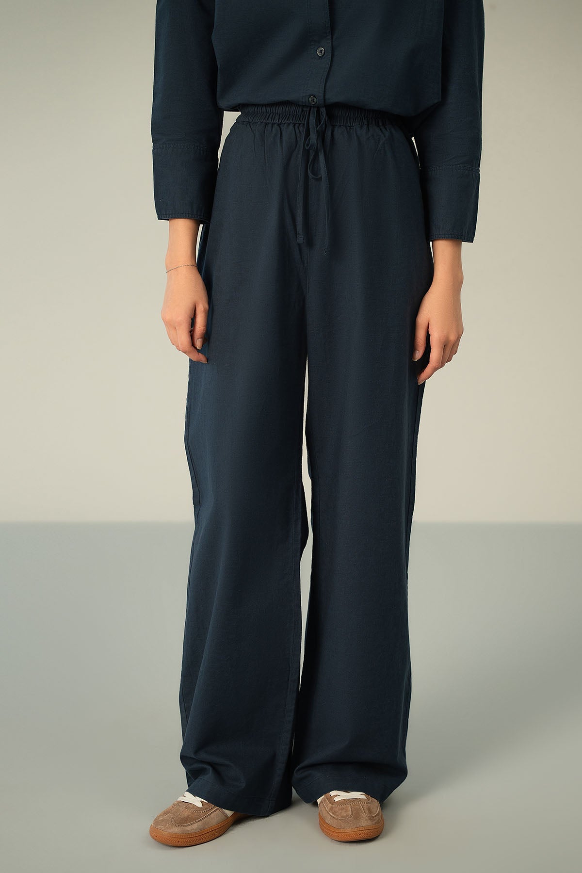 RELAXED LINEN PANTS