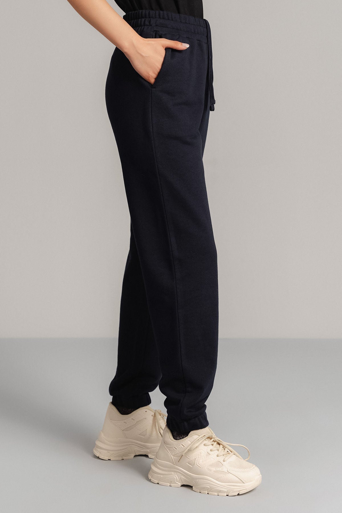 BASIC CROPPED JOGGERS-FRENCH TERRY