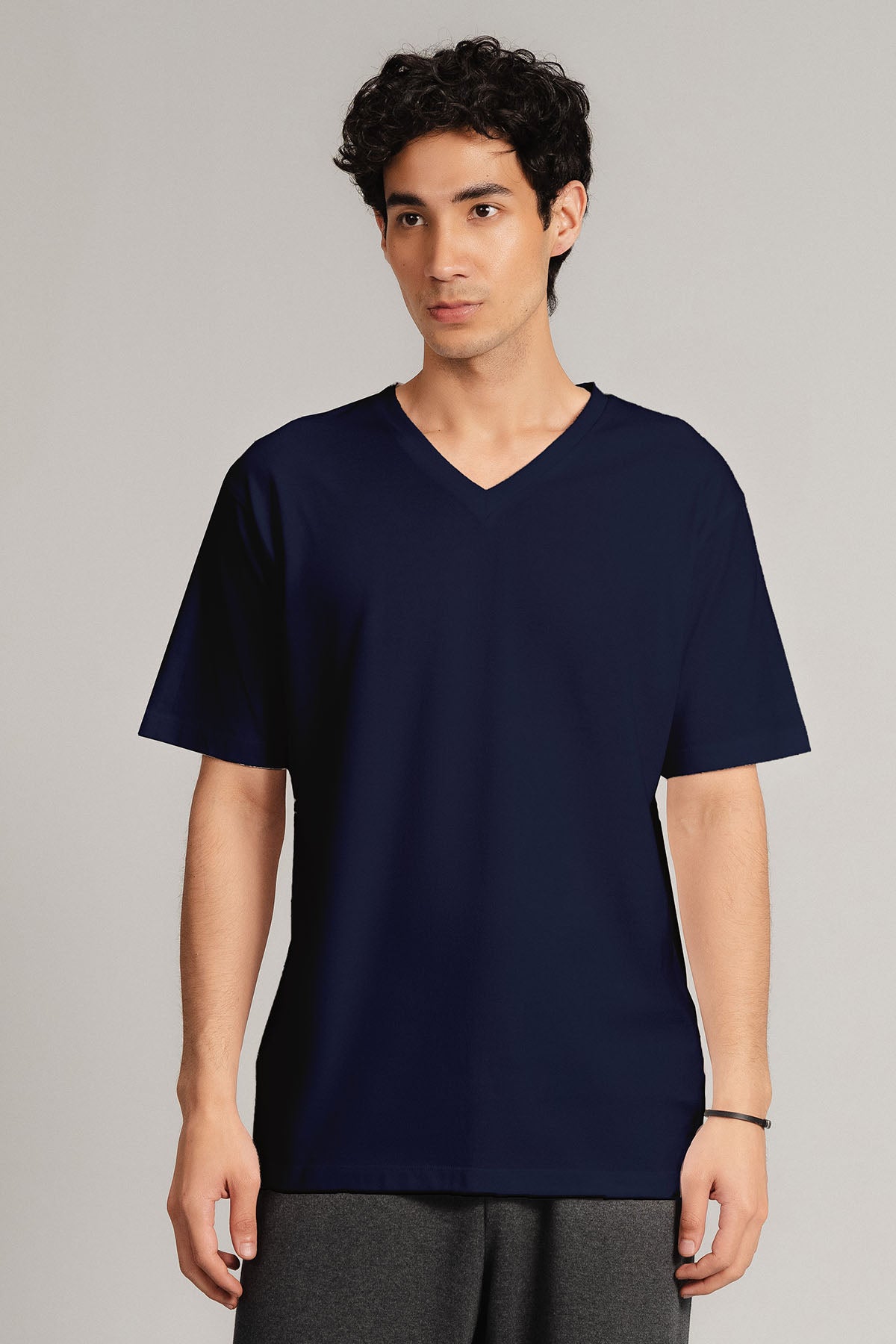 T-SHIRT V-NECK SUPIMA COTTON