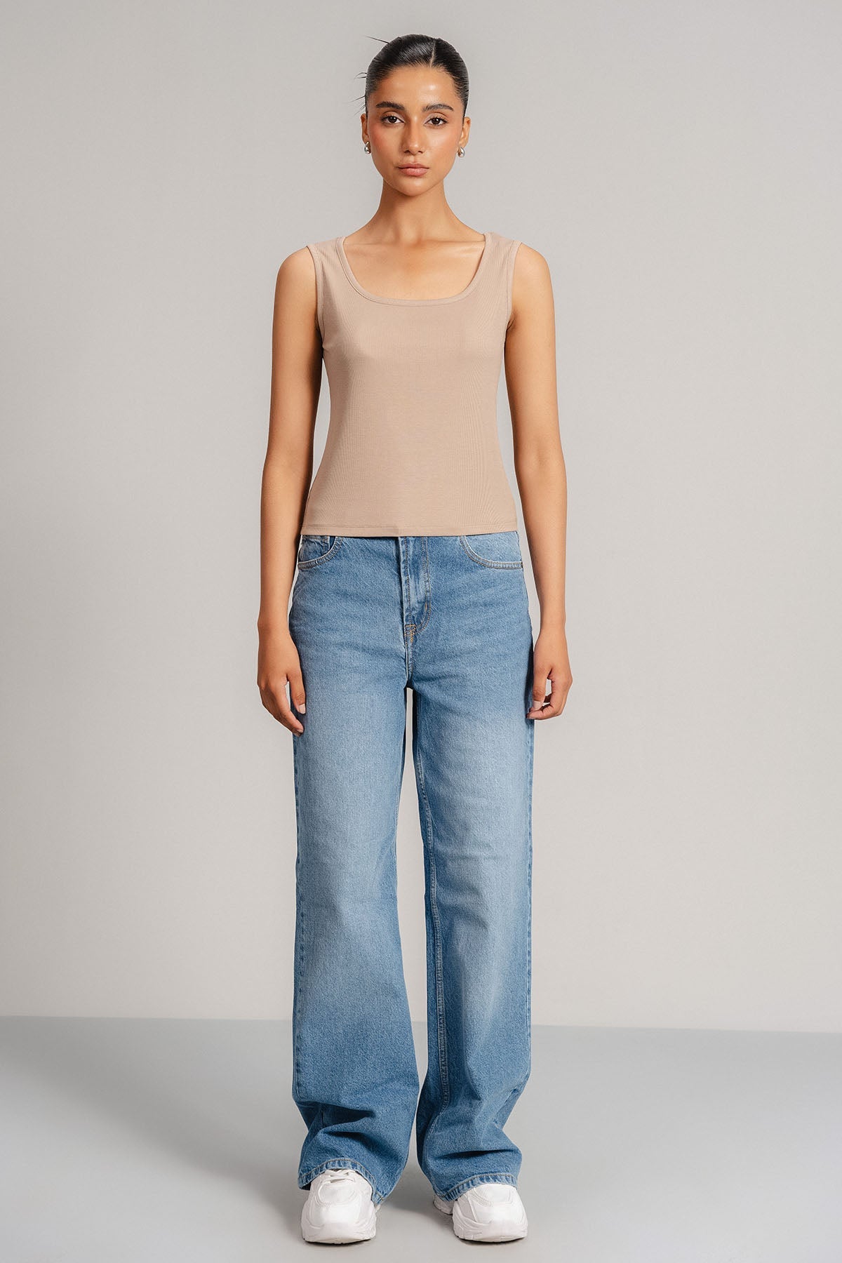 RIBBED ROUND NECK TANK TOP
