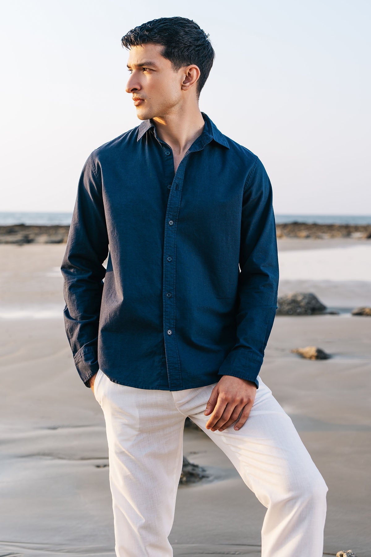 CLASSIC LINEN SHIRT