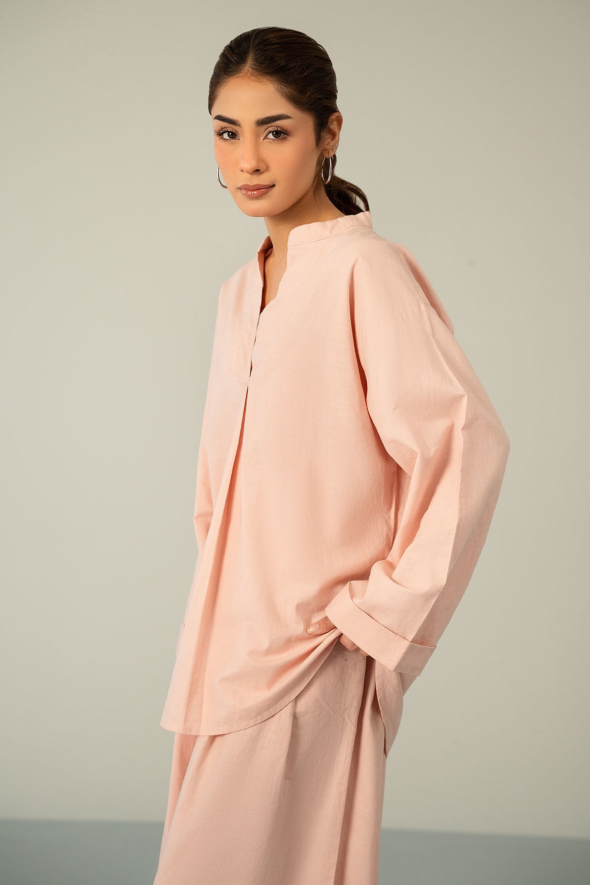 LINEN BLOUSE