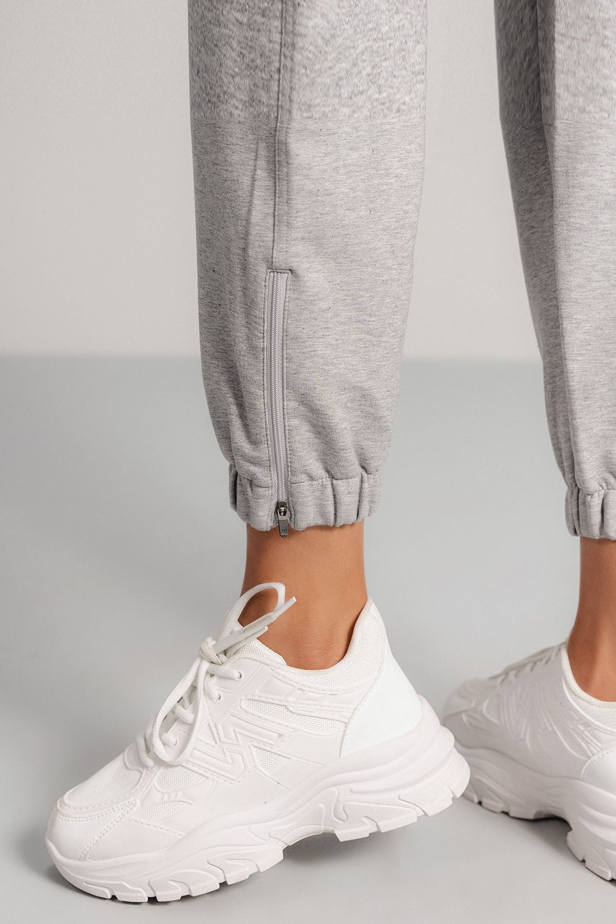 CROPPED WORKOUT PANTS-FRENCH TERRY