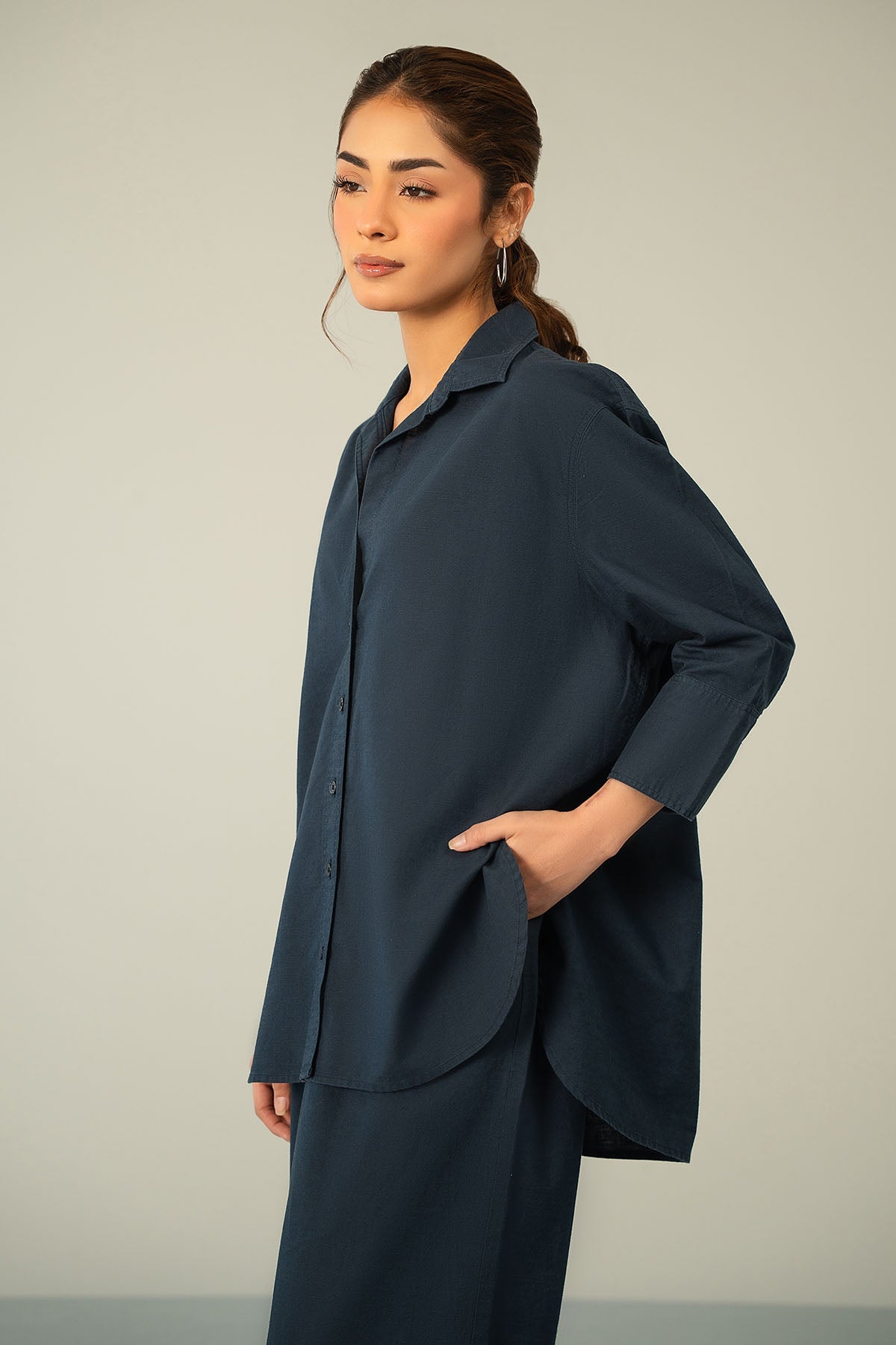 EASY LINEN SHIRT