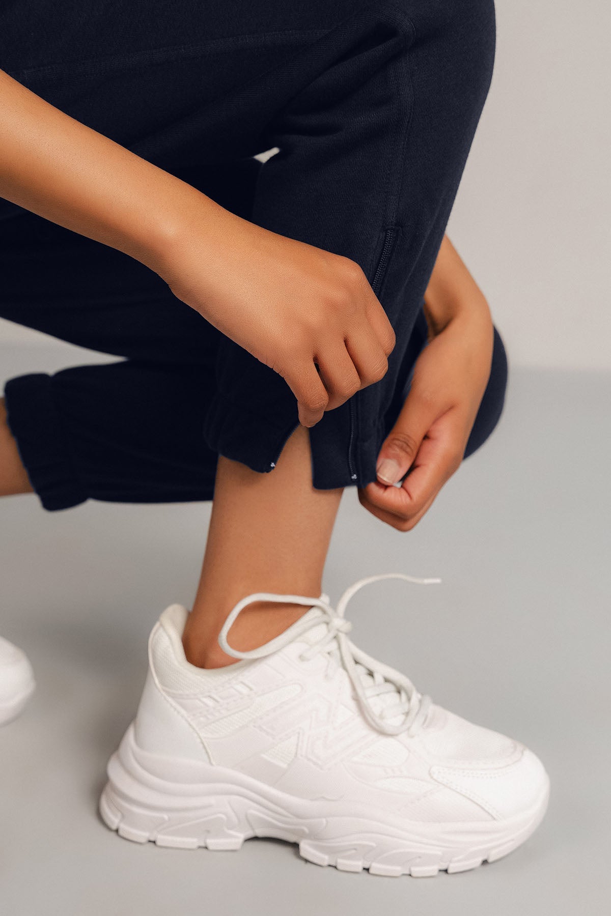 CROPPED WORKOUT PANTS-FRENCH TERRY