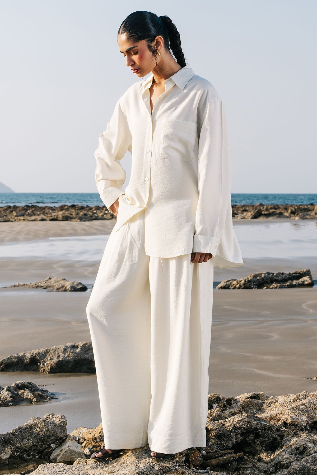 RELAXED FIT BUTTON DOWN SHIRT - WRINKLED