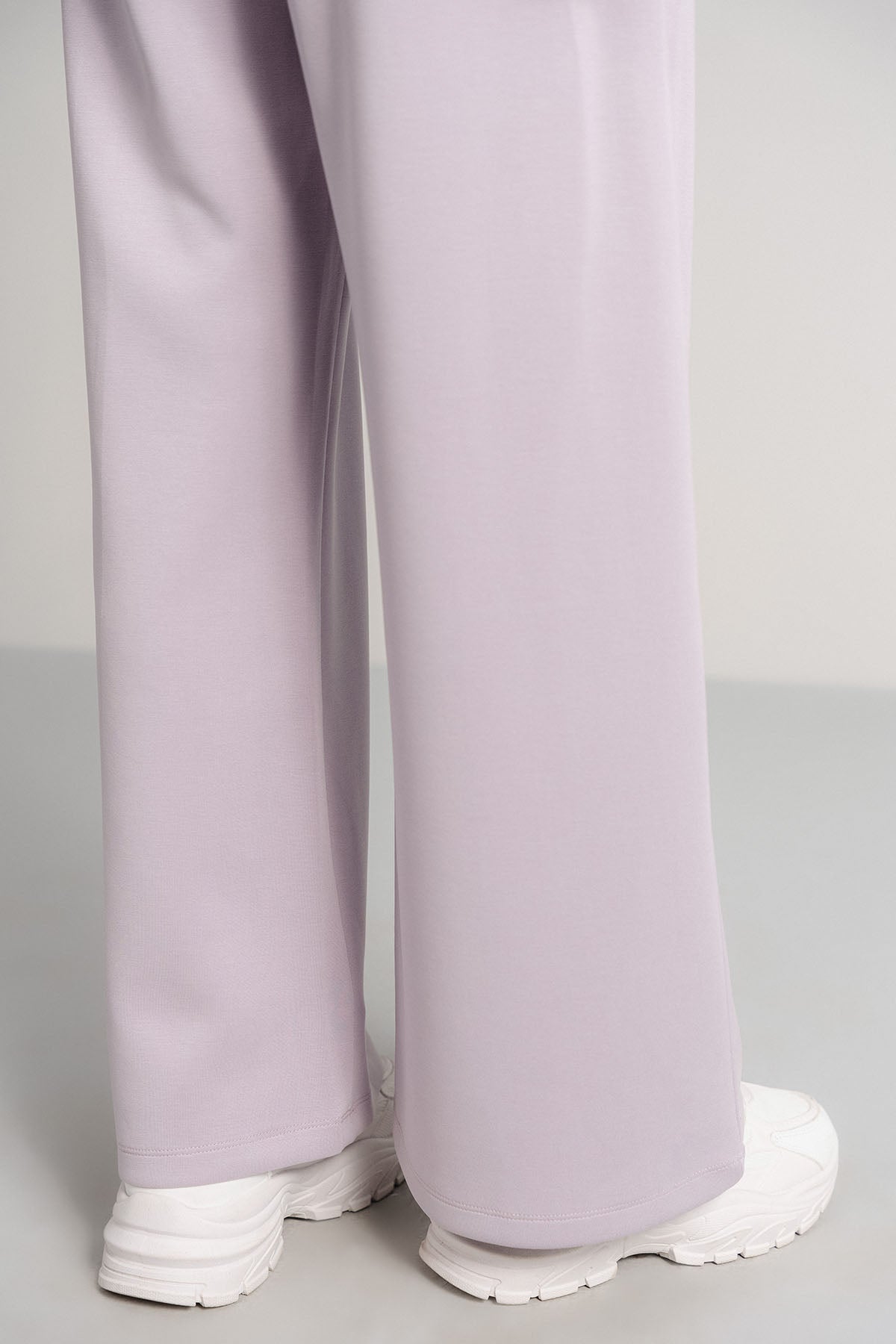 PLEATED WIDE TROUSER CLOUDLUX LIGHT