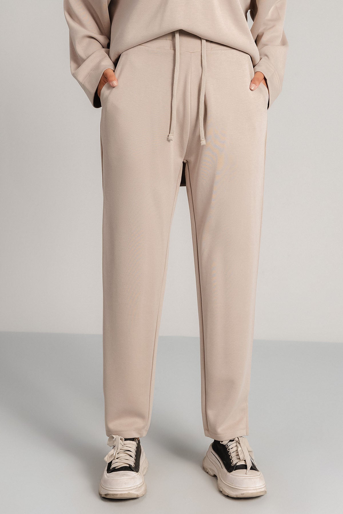 STRAIGHT TROUSERS CLOUDLUX LIGHT