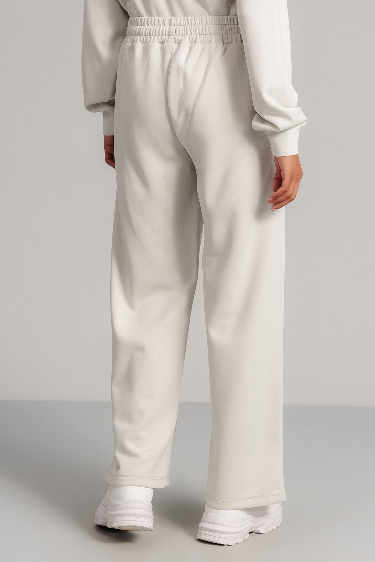STRAIGHT PANTS CLOUDLUX LIGHT