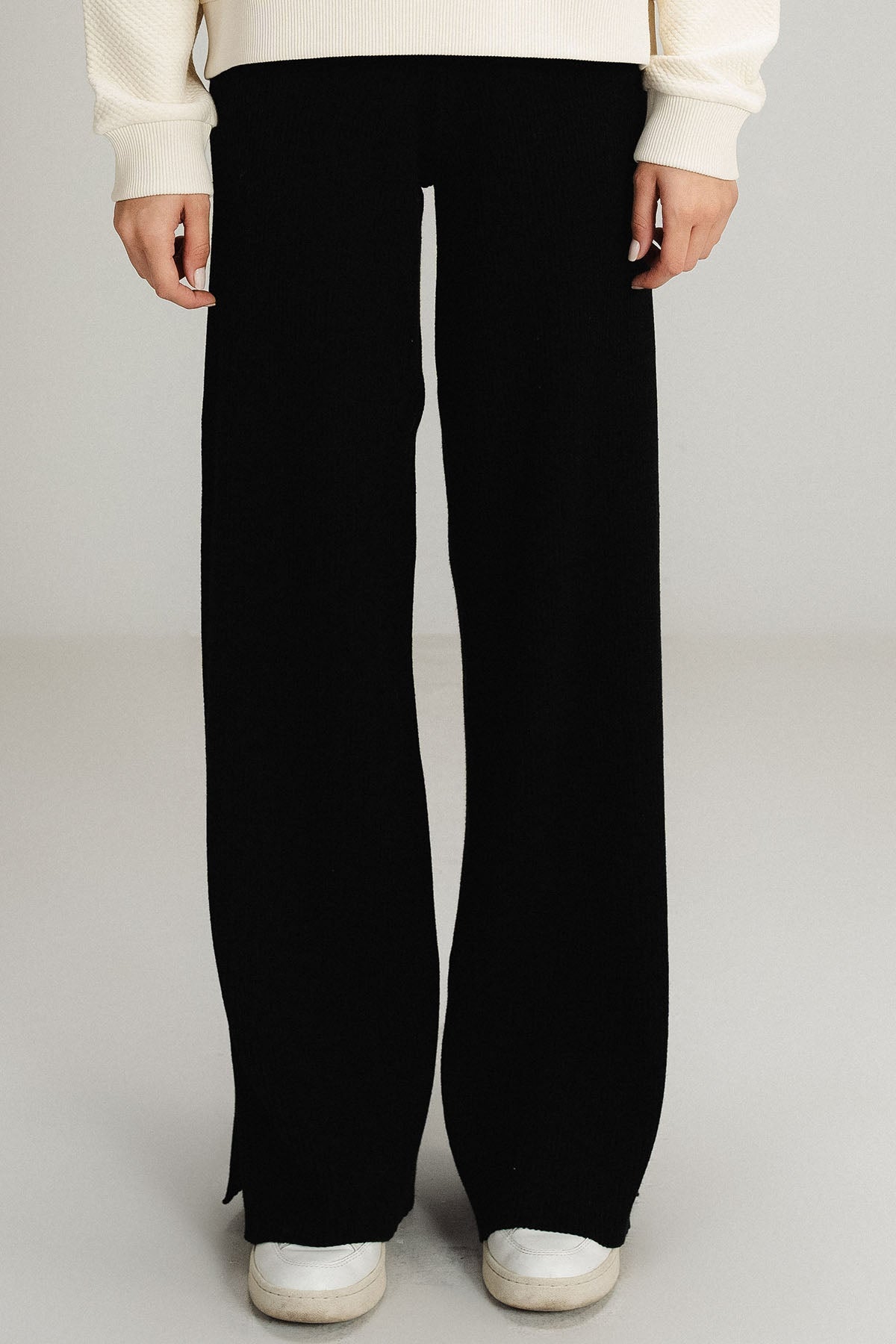 BLACK WIDE LEG PANTS - KNIT WEAR