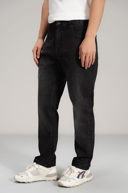 STRAIGHT FIT-DENIM