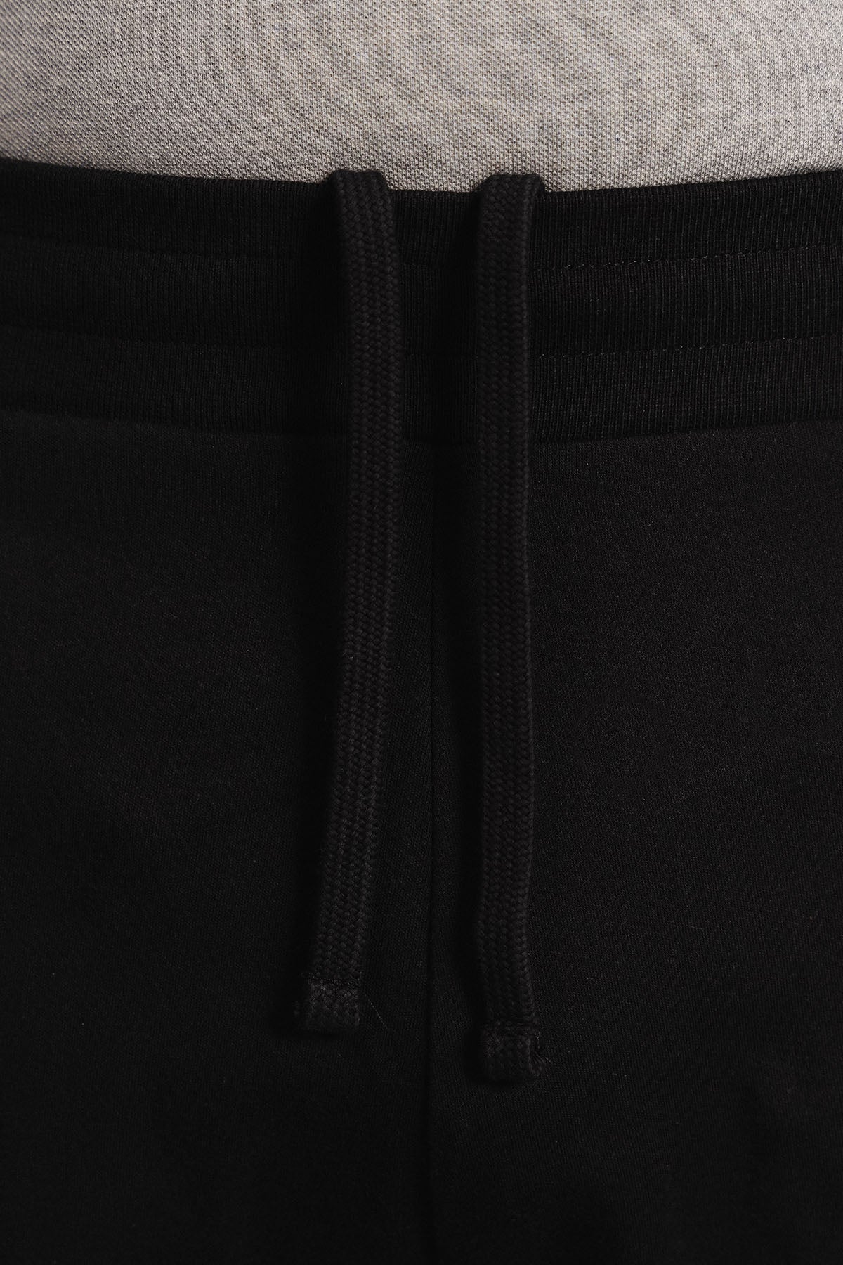 CASUAL DRAWSTRING INTERLOCK SHORTS