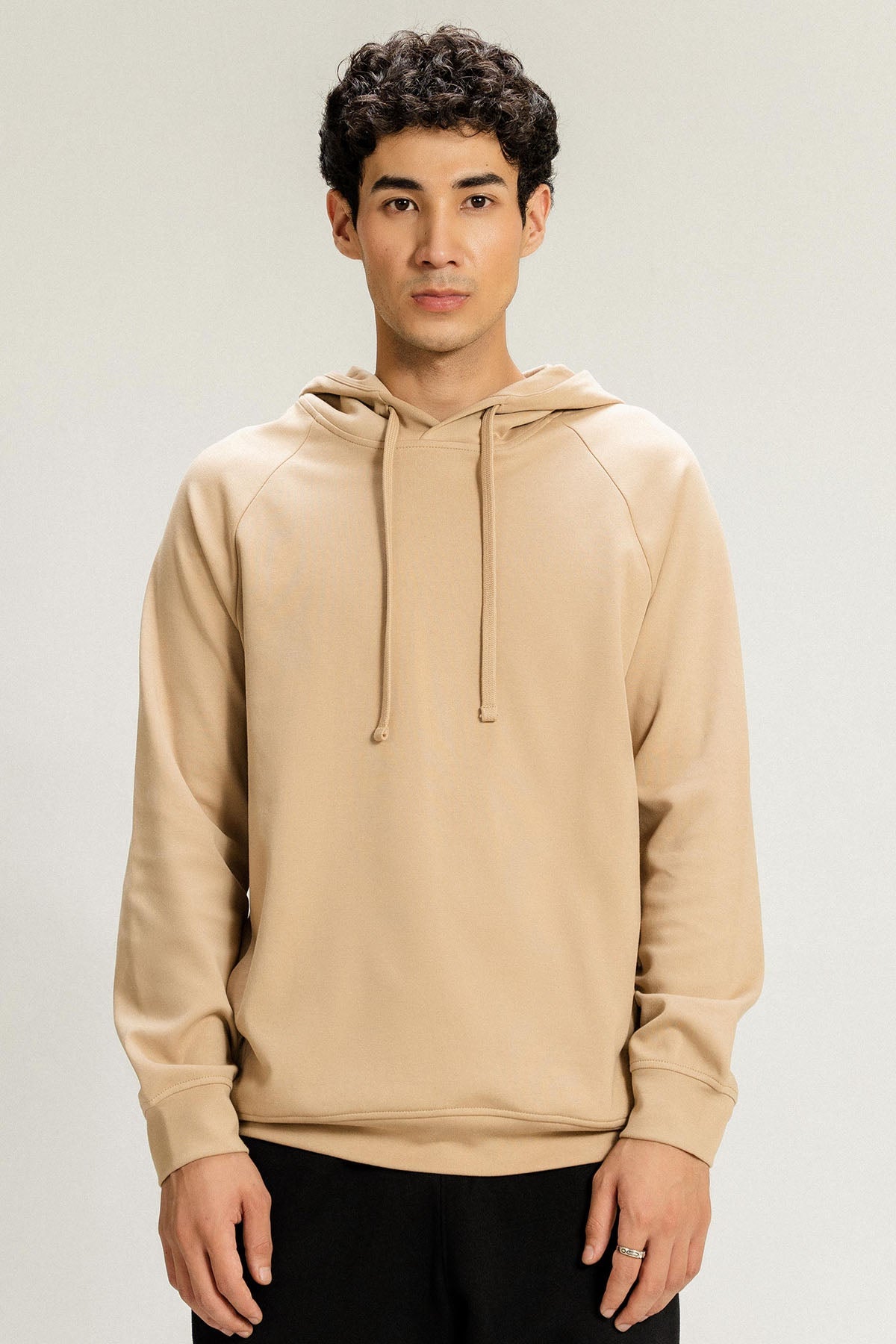 CLASSIC PULLOVER HOODIE